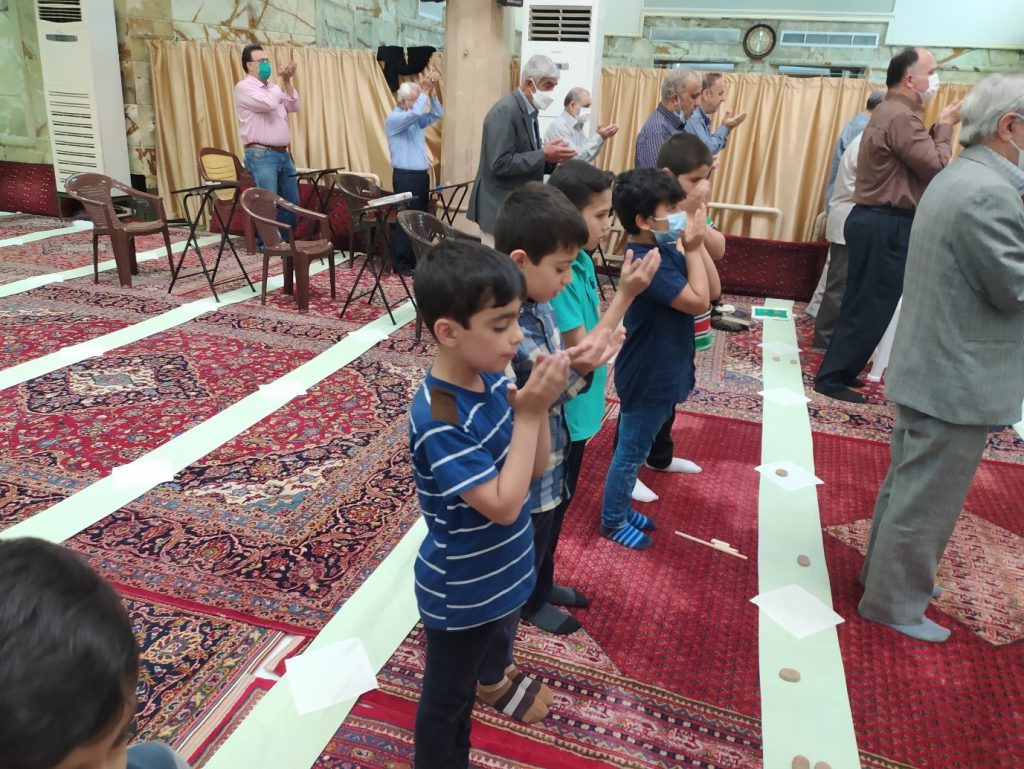 مسجد محل اقامه تعلیم و تربیت اسلامی